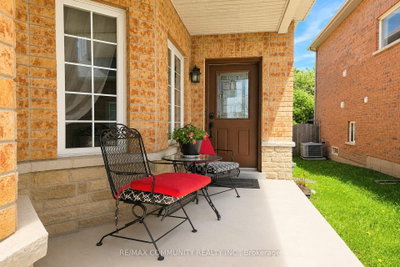 1220 Fox Hill Street, Innisfil, ON, photo 3