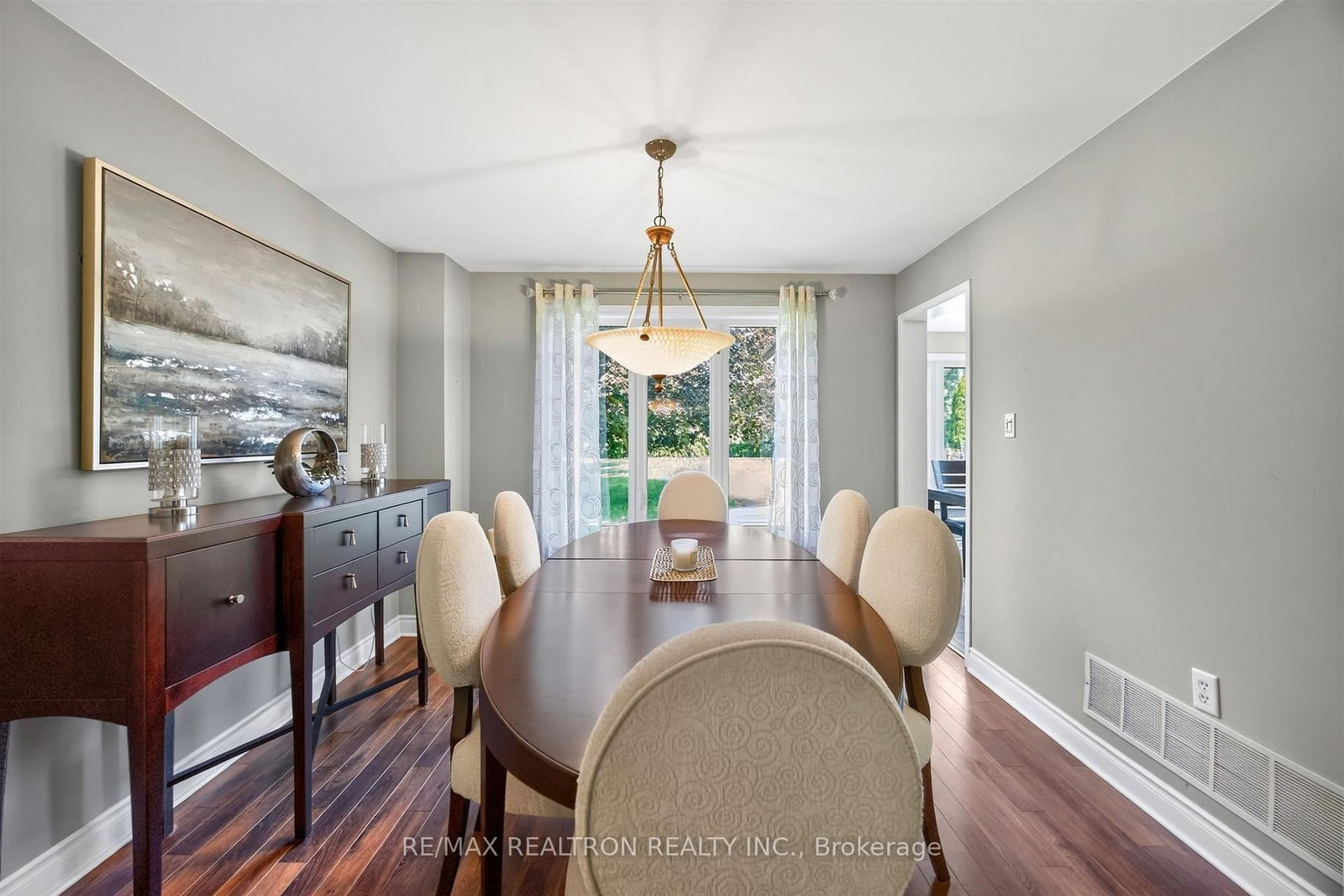47 Maple Way • East Gwillimbury, ON photo 11