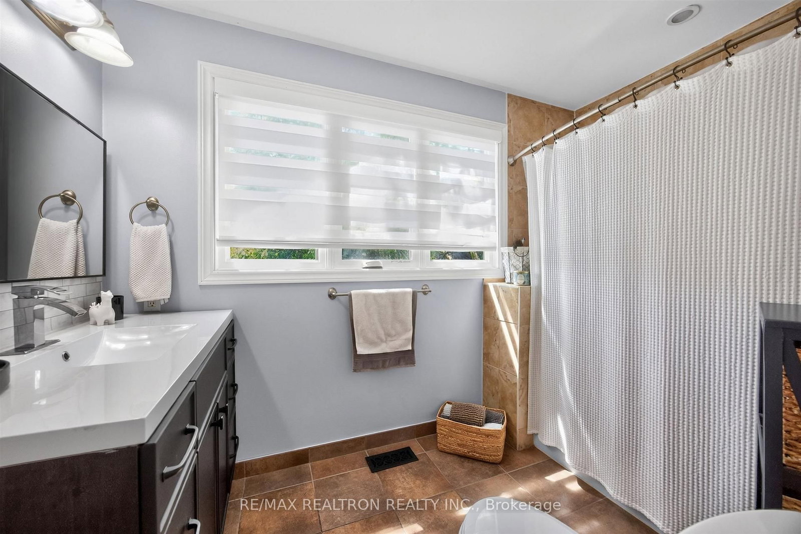 47 Maple Way • East Gwillimbury, ON photo 35