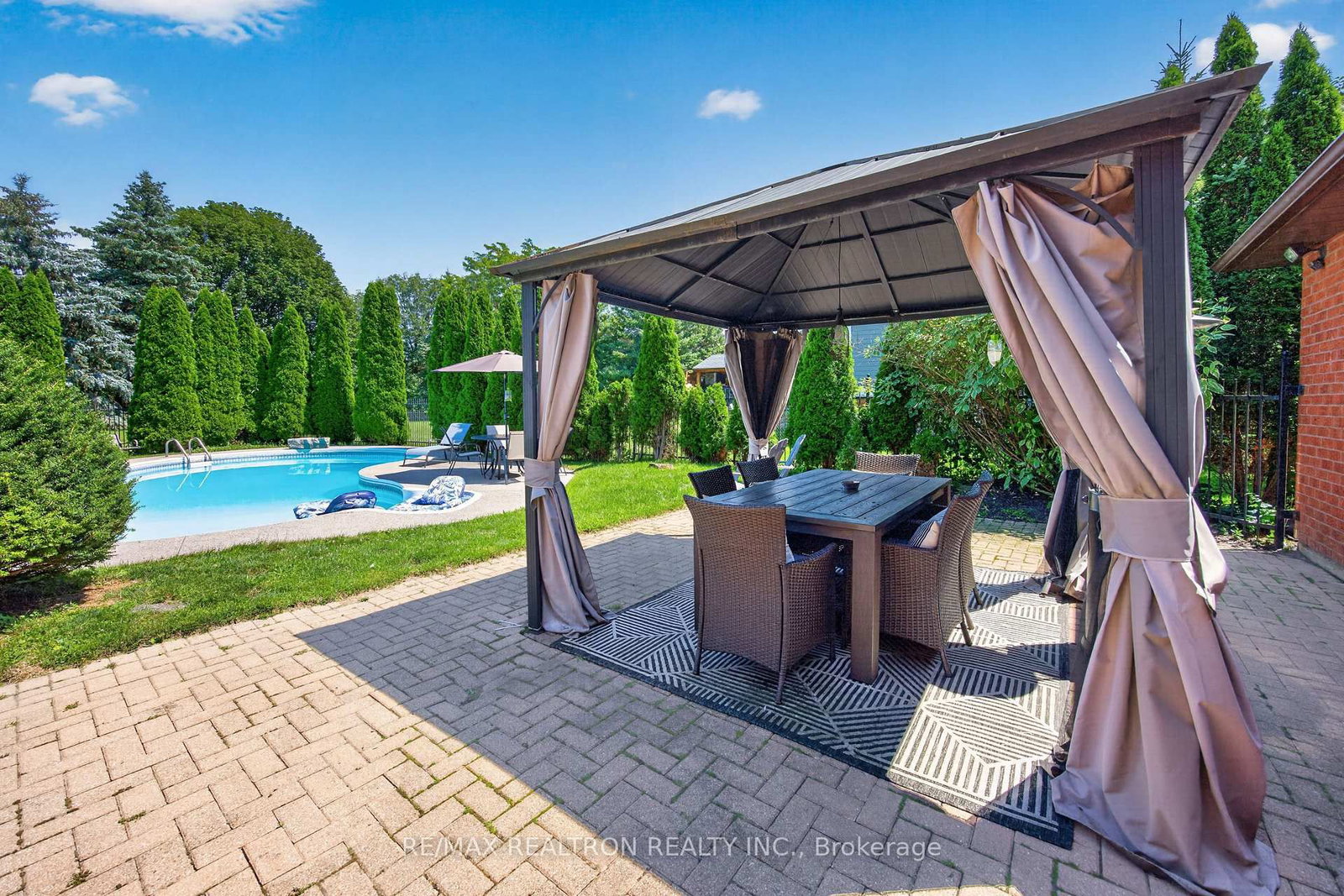 47 Maple Way • East Gwillimbury, ON photo 44