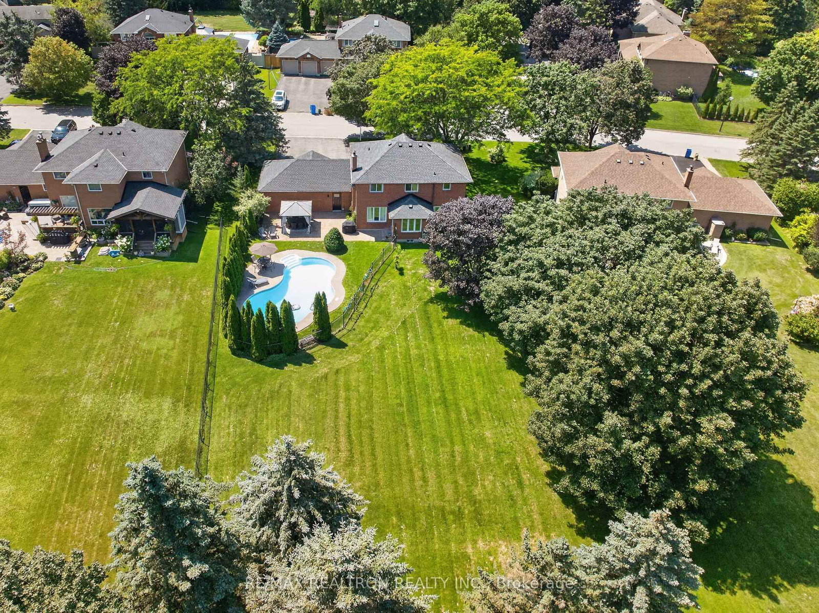 47 Maple Way • East Gwillimbury, ON photo 50