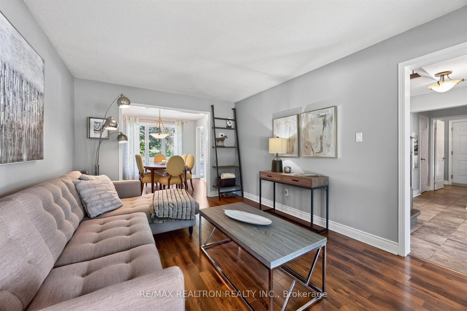 47 Maple Way • East Gwillimbury, ON photo 9