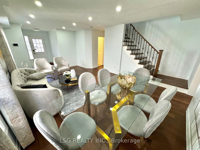 20 Hollidge Boulevard