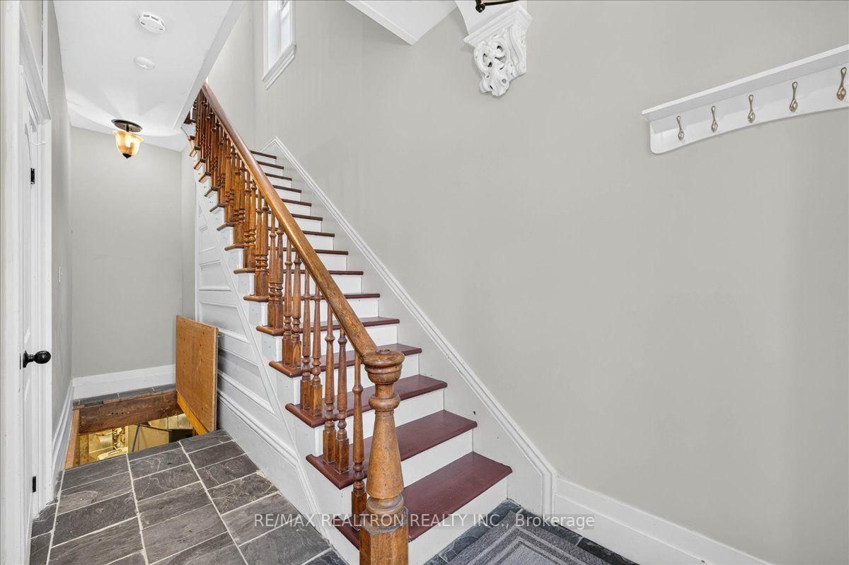 100 Victoria Street E • New Tecumseth, ON photo 16
