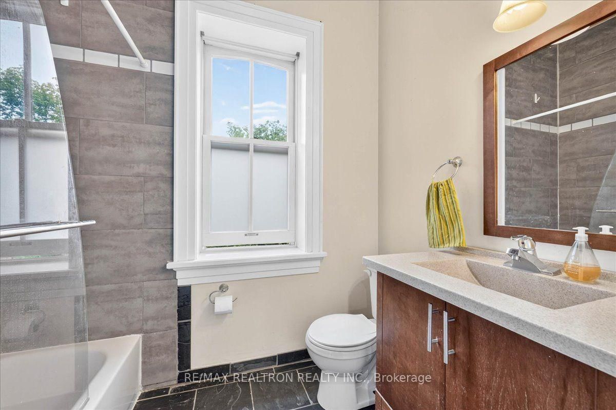 100 Victoria Street E • New Tecumseth, ON photo 30