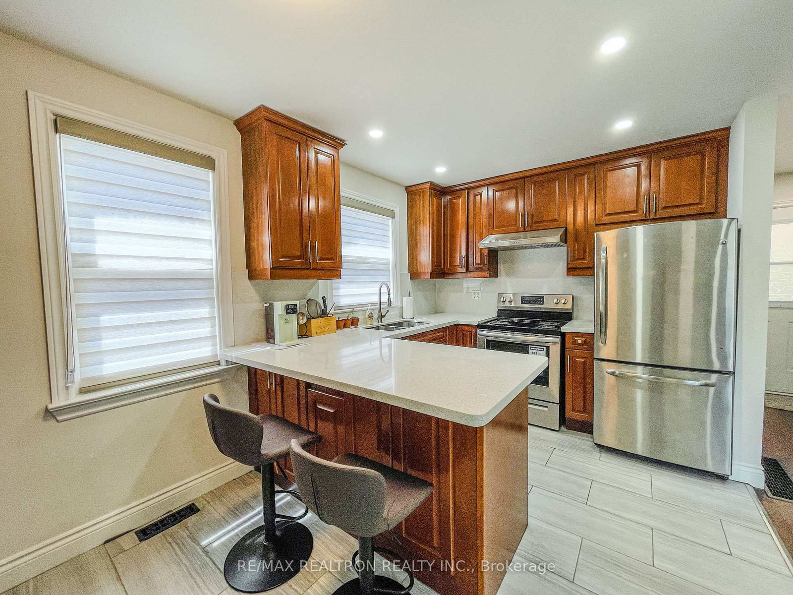 52 Glen Cameron Road • Markham, ON photo 6