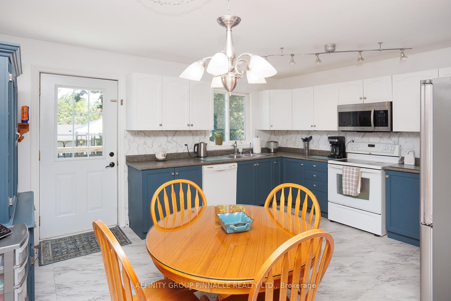 476 Bay Street • Brock, ON photo 10