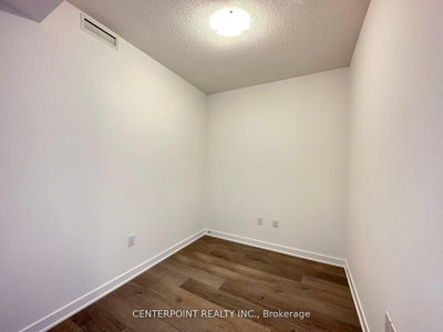 60 Honeycrisp Crescent • #615 • Vaughan, ON photo 5