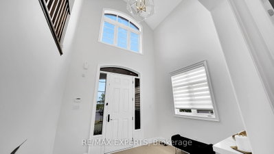 89 Rosshaven Crescent, Vaughan, ON, photo 2