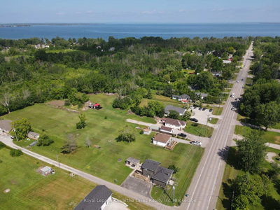 31410 Lake Ridge Road • Georgina, ON photo 2