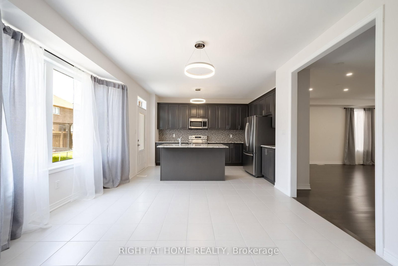 972 Green Street • Innisfil, ON photo 13