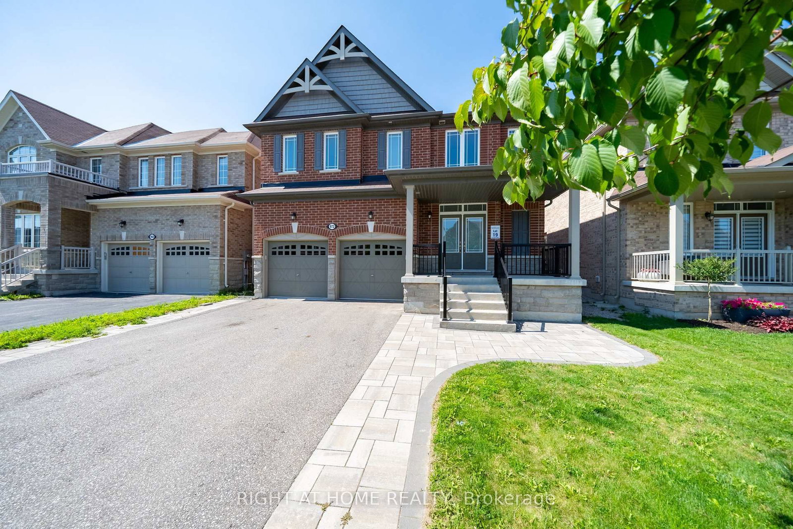972 Green Street • Innisfil, ON photo 2