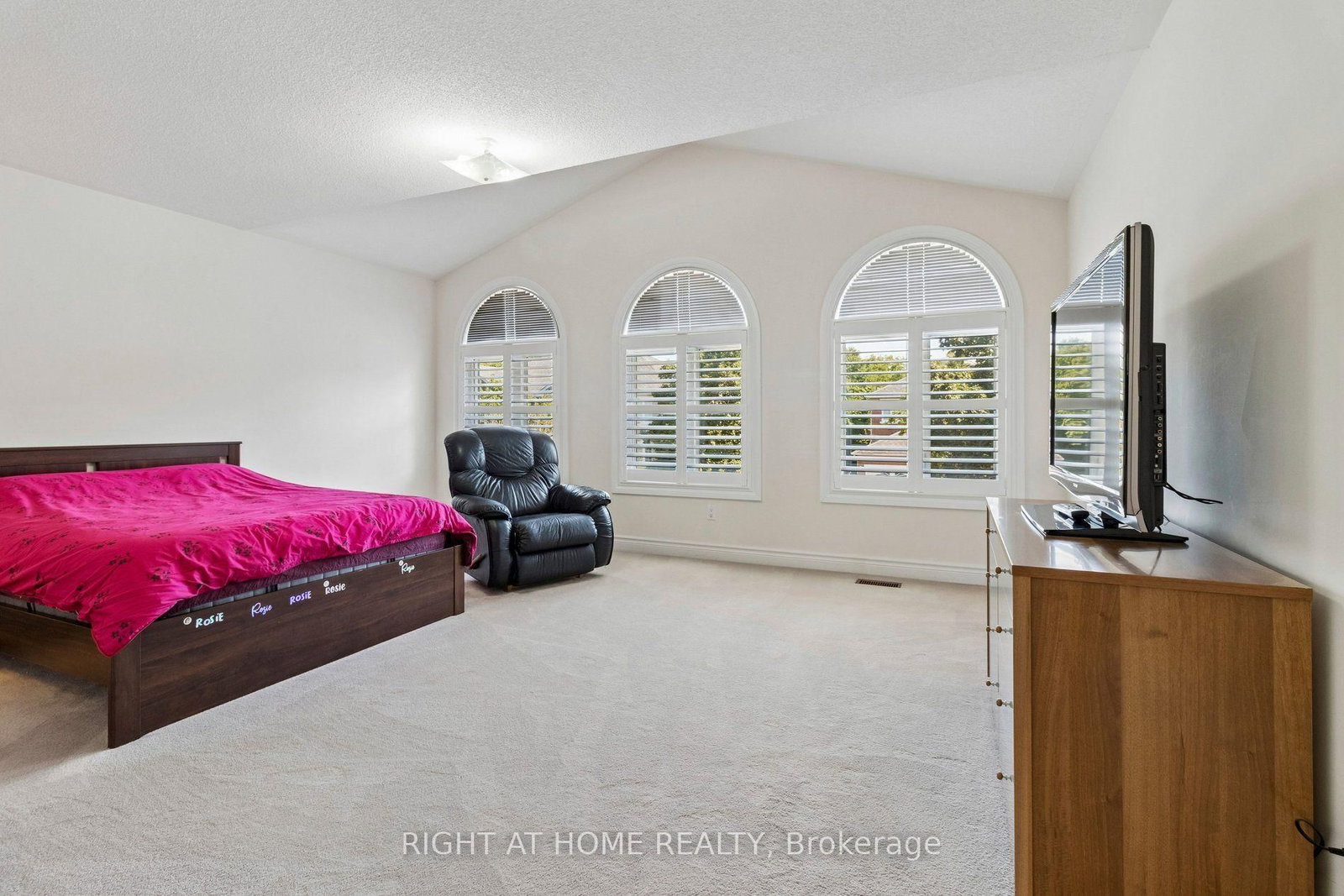 35 Palace Court • Richmond Hill, ON photo 19