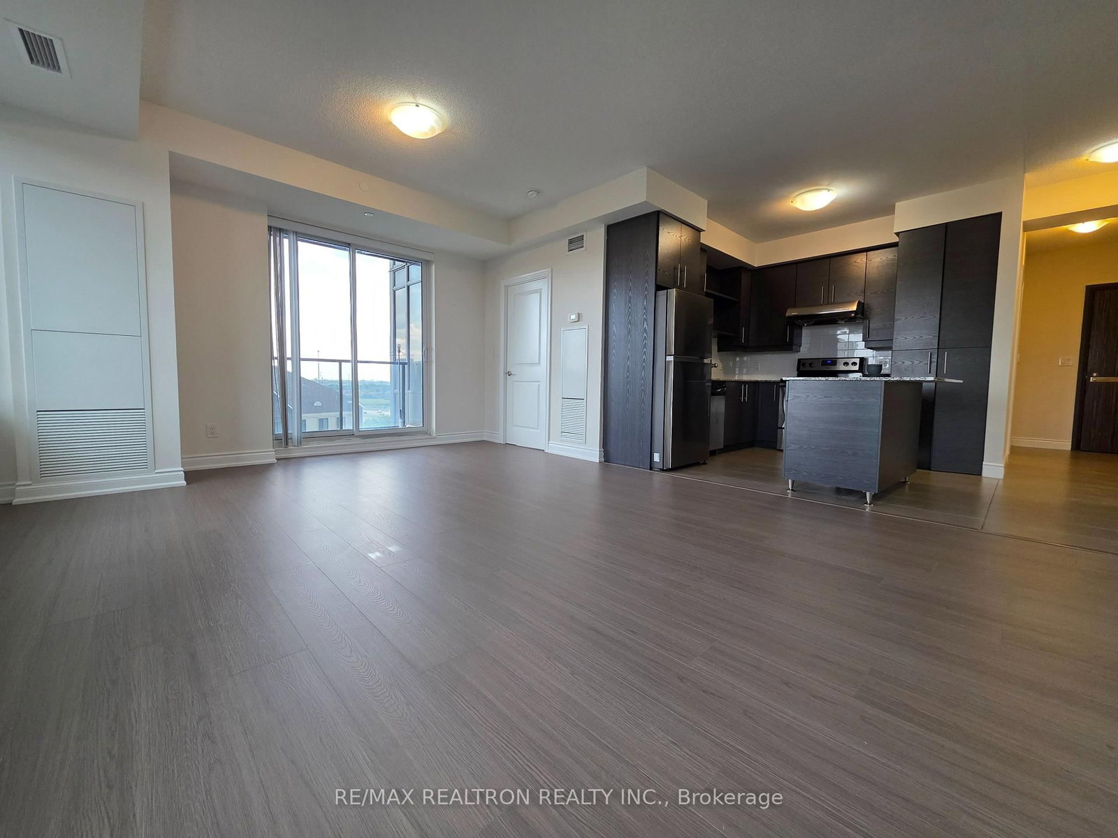 325 South Park Road • #603 • Markham, ON photo 16