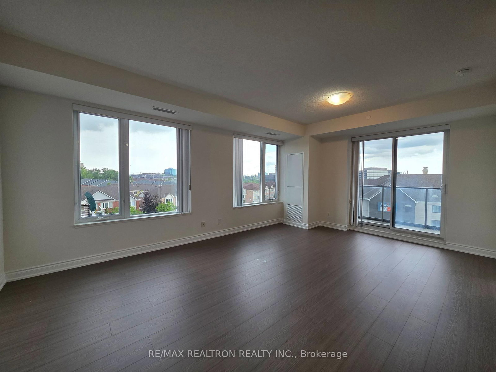 325 South Park Road • #603 • Markham, ON photo 19
