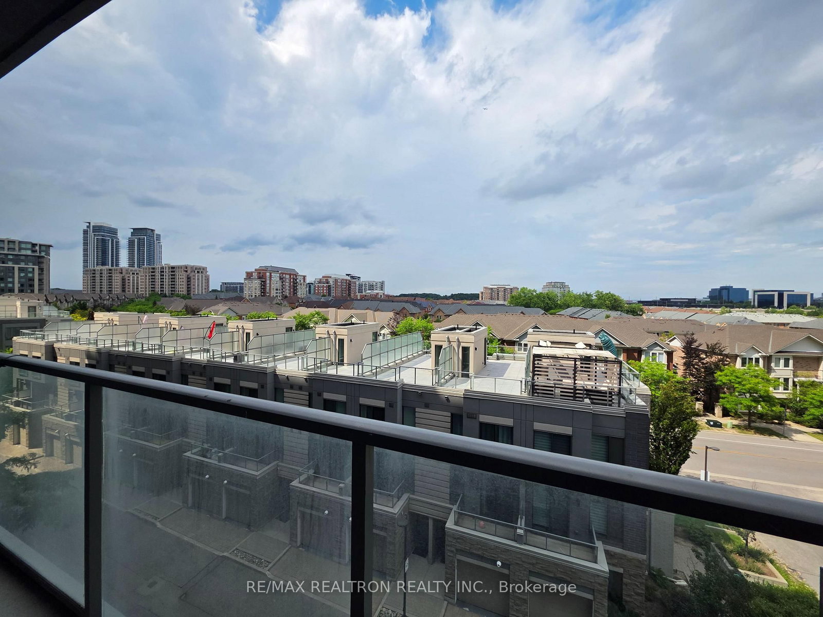 325 South Park Road • #603 • Markham, ON photo 25