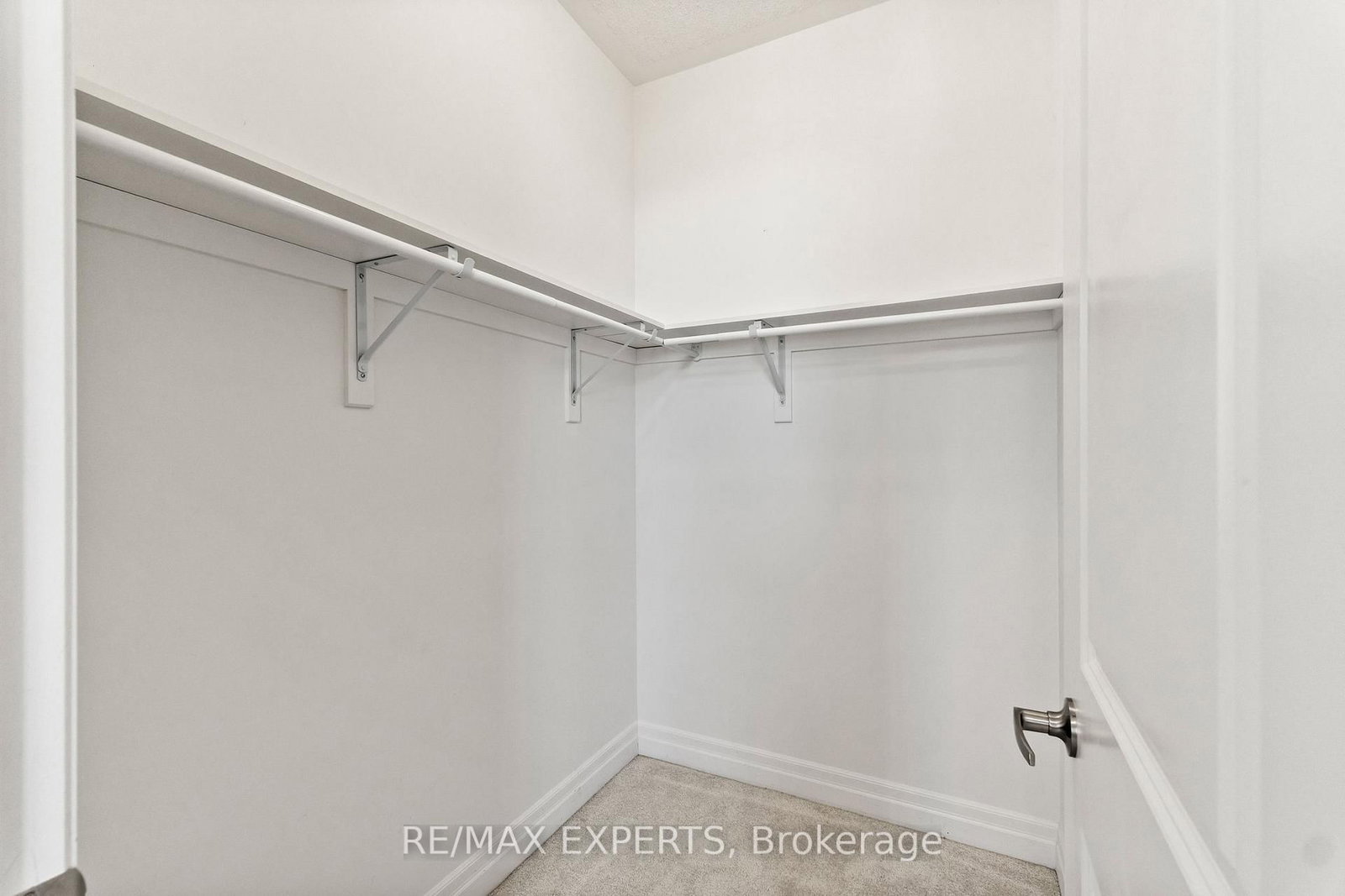 17 Red Rose Lane • East Gwillimbury, ON photo 35