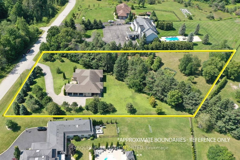55 Ogden Crescent