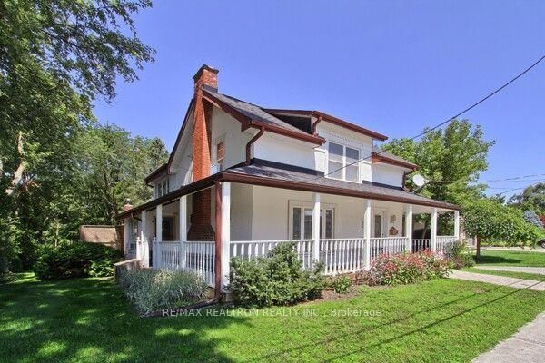 771 Gorham Street • Newmarket, ON photo 2
