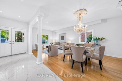 43 Shirley Drive • Richmond Hill, ON photo 6