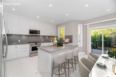 6 Vitlor Drive • Richmond Hill, ON photo 2