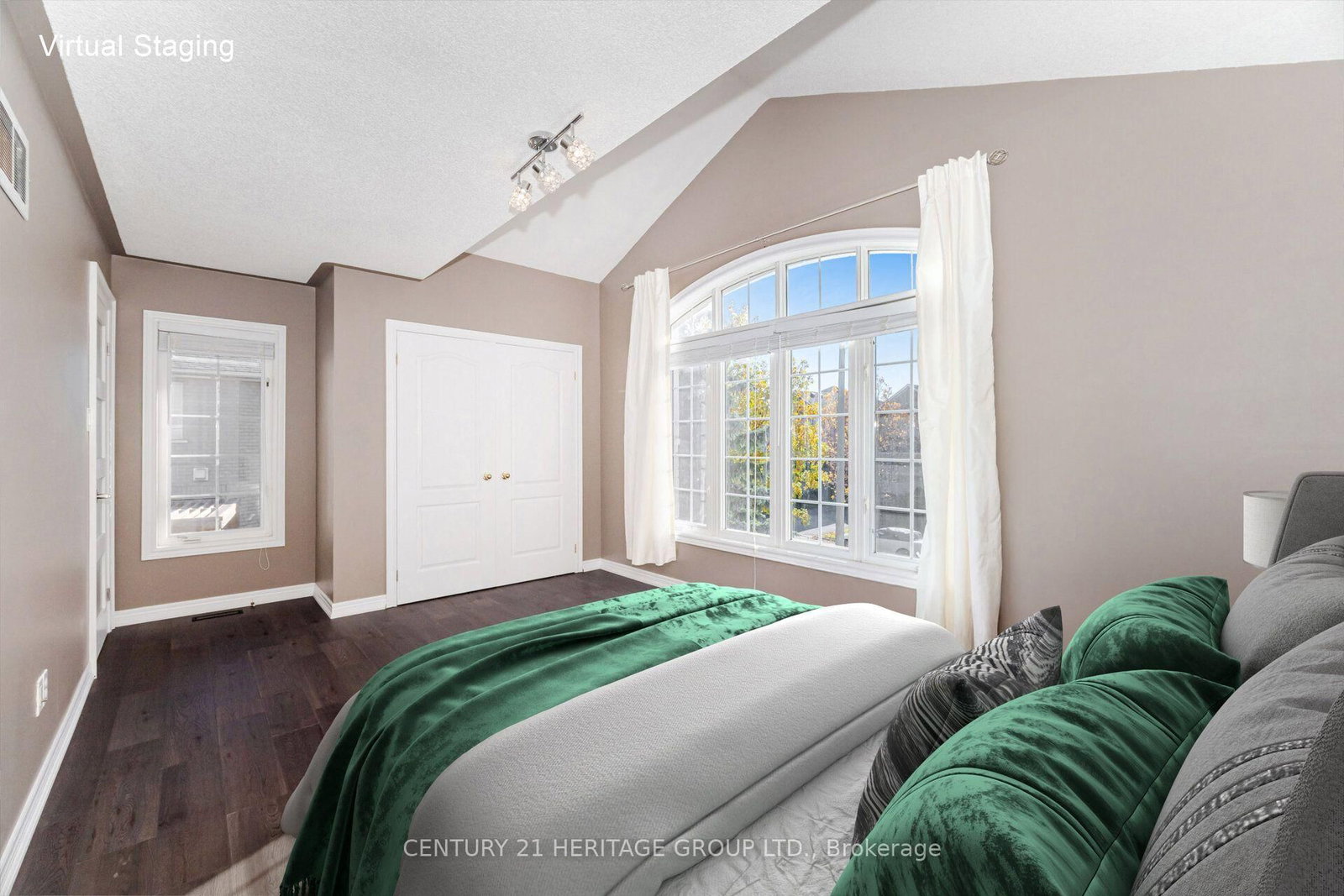 6 Vitlor Drive • Richmond Hill, ON photo 21