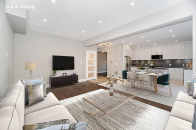 6 Vitlor Drive • Richmond Hill, ON photo 3