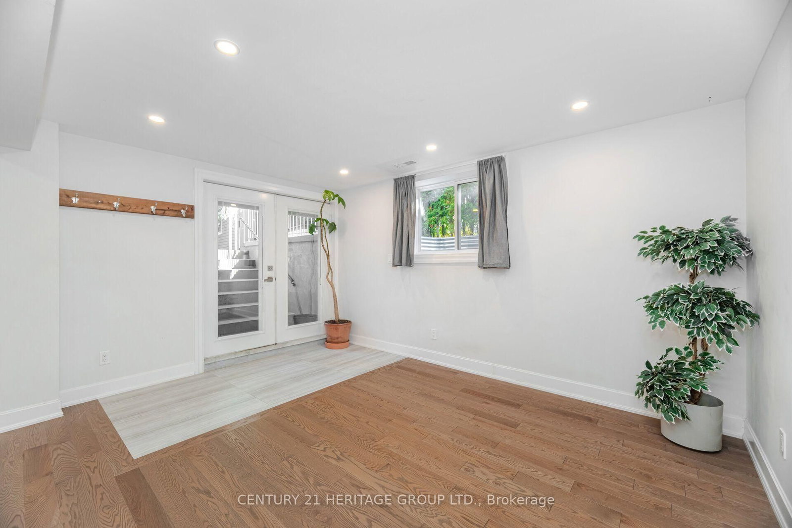 6 Vitlor Drive • Richmond Hill, ON photo 37