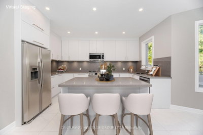 6 Vitlor Drive • Richmond Hill, ON photo 5