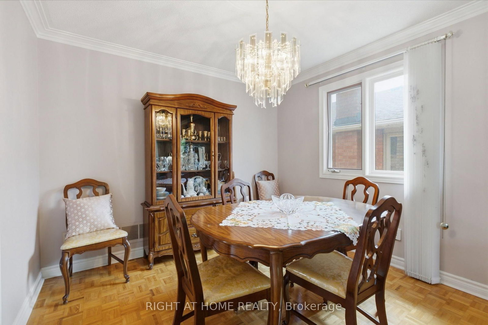39 Dante Court • Vaughan, ON photo 11