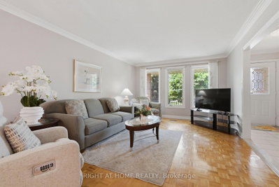 39 Dante Court • Vaughan, ON photo 8