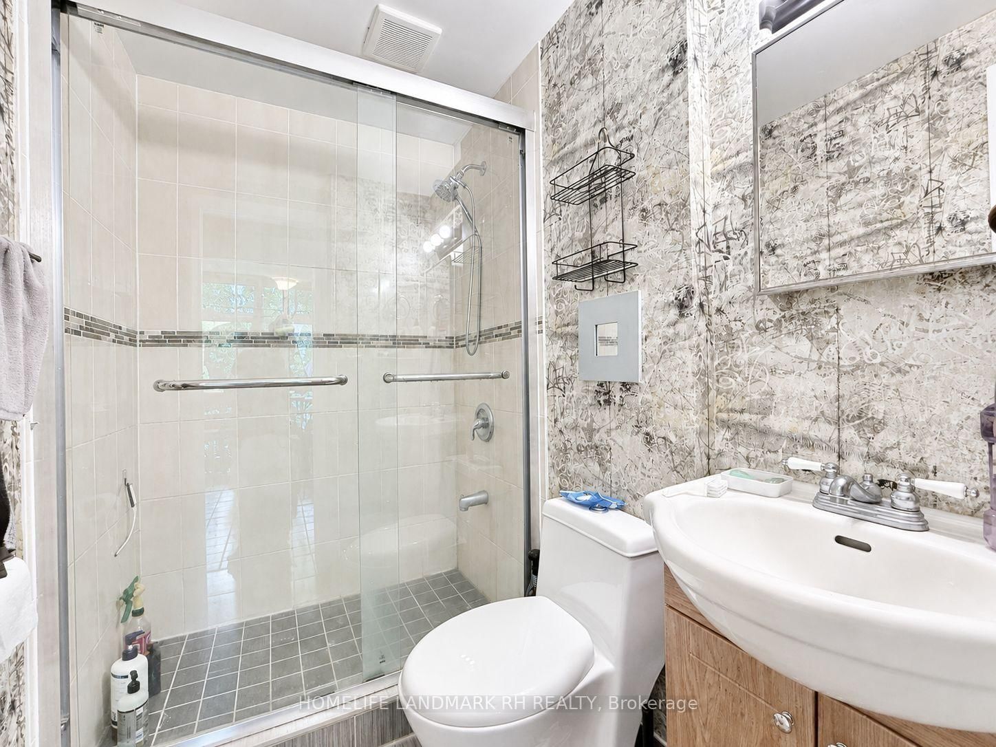 27 East Drive • Markham, ON photo 21