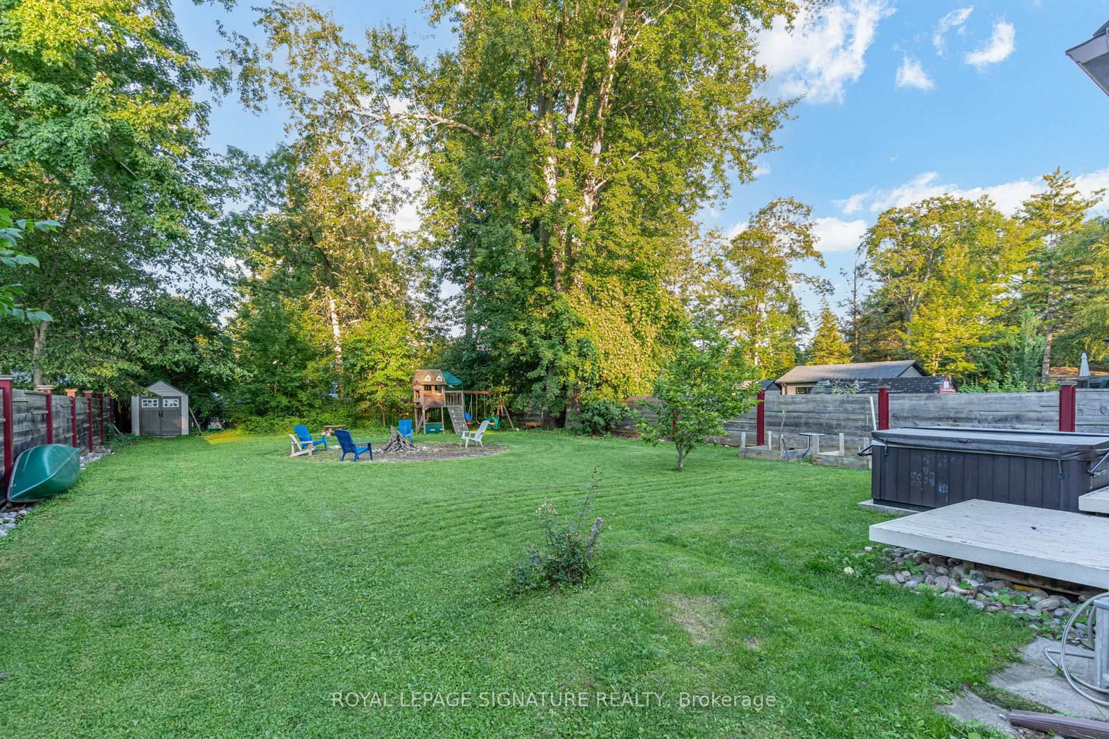 45 Pleasant Avenue • East Gwillimbury, ON photo 46