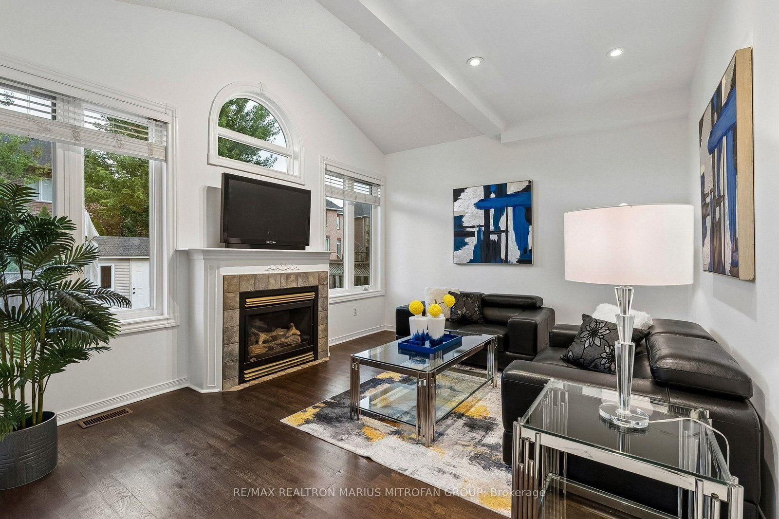 16 Trout Lily Avenue • Markham, ON photo 17