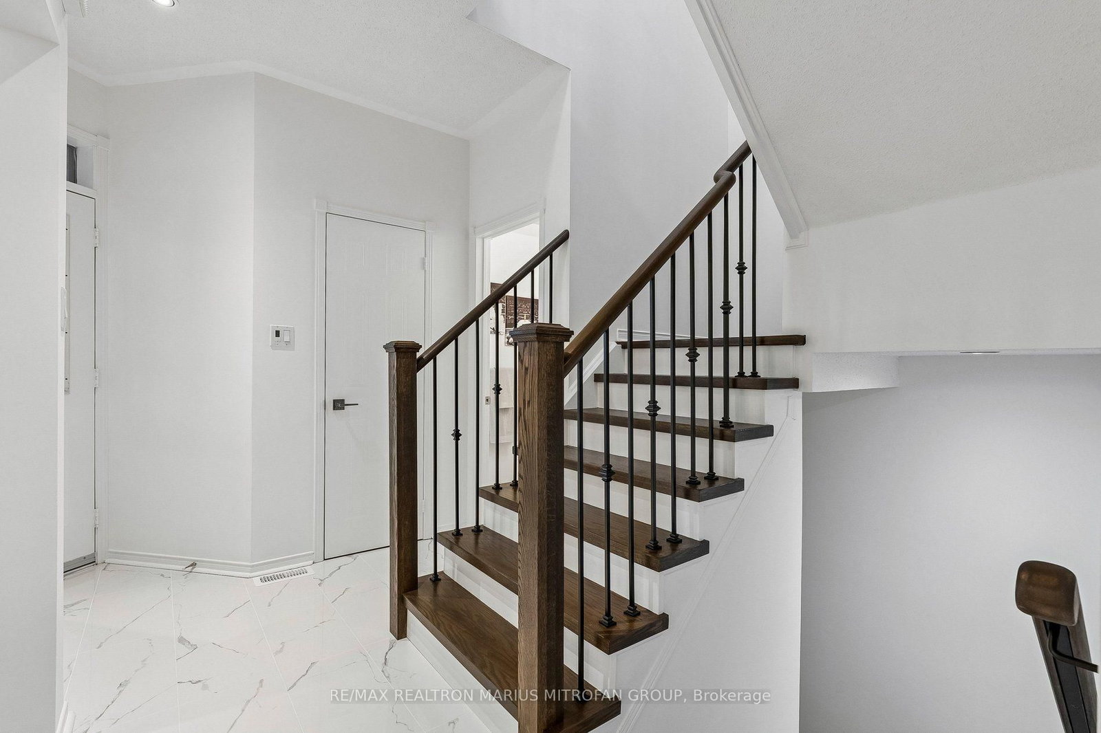 16 Trout Lily Avenue • Markham, ON photo 22