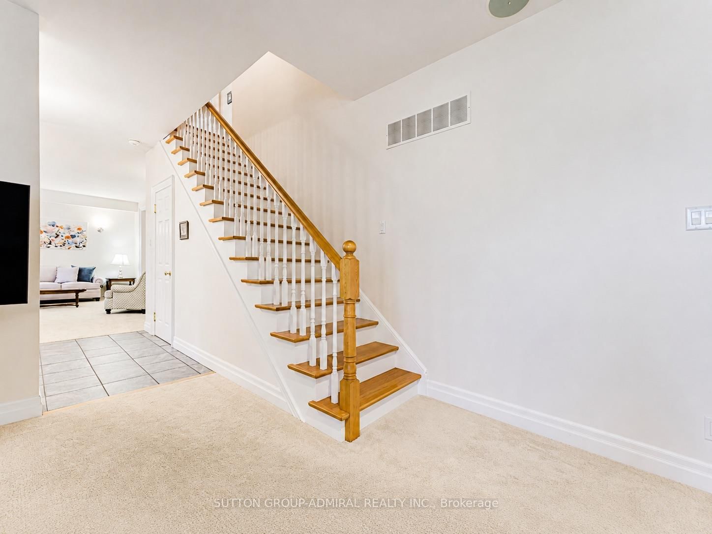 54 Starlight Crescent • Richmond Hill, ON photo 15