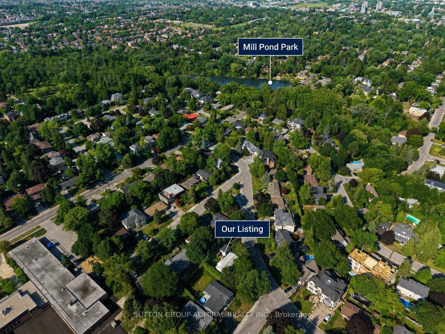 54 Starlight Crescent • Richmond Hill, ON photo 3