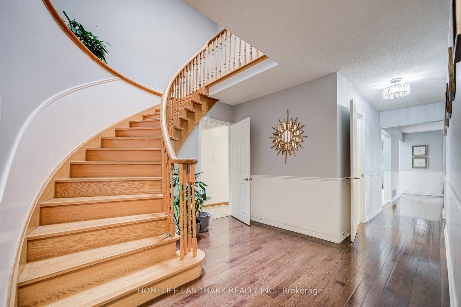 35 Royal Palm Drive • Vaughan, ON photo 9