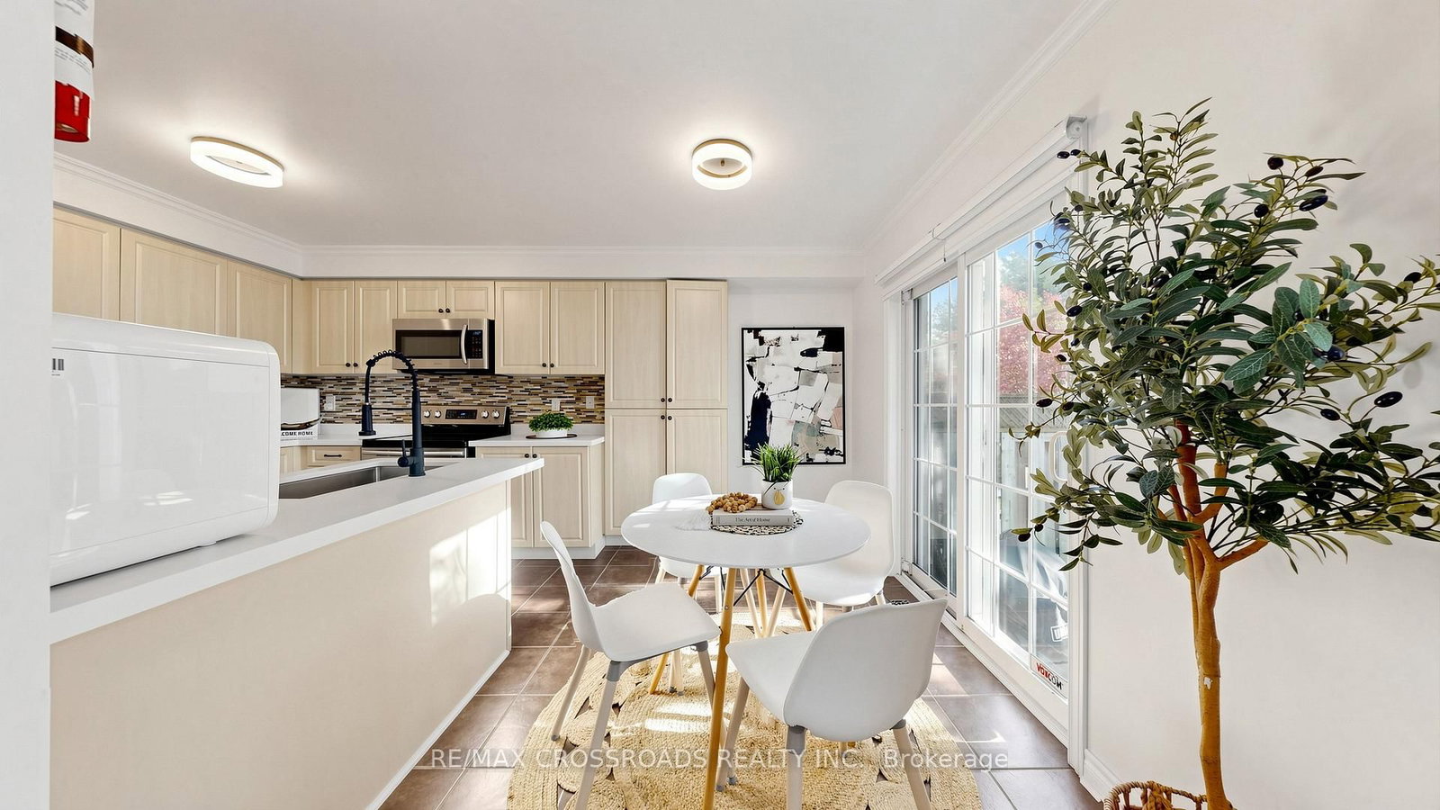 264 Coachwhip Trail • Newmarket, ON photo 18
