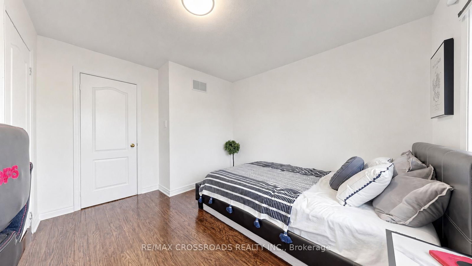 264 Coachwhip Trail • Newmarket, ON photo 32