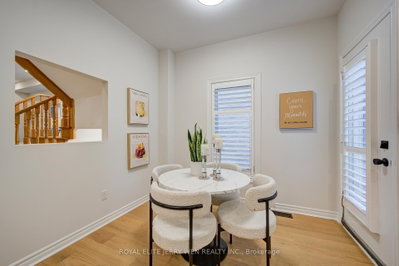 140 Frank Endean Road • Richmond Hill, ON photo 9