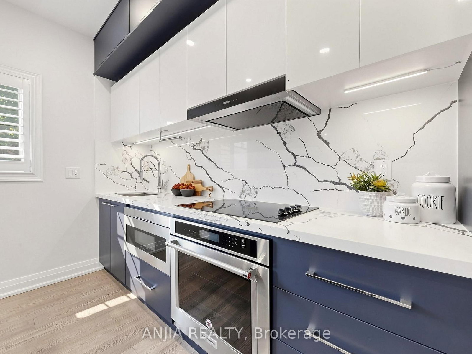 12 Gardenia Crescent • Markham, ON photo 11
