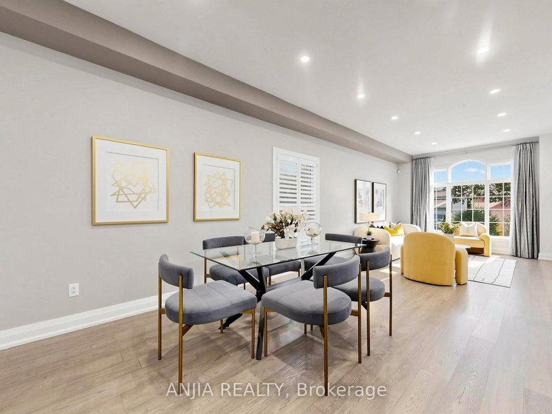 12 Gardenia Crescent