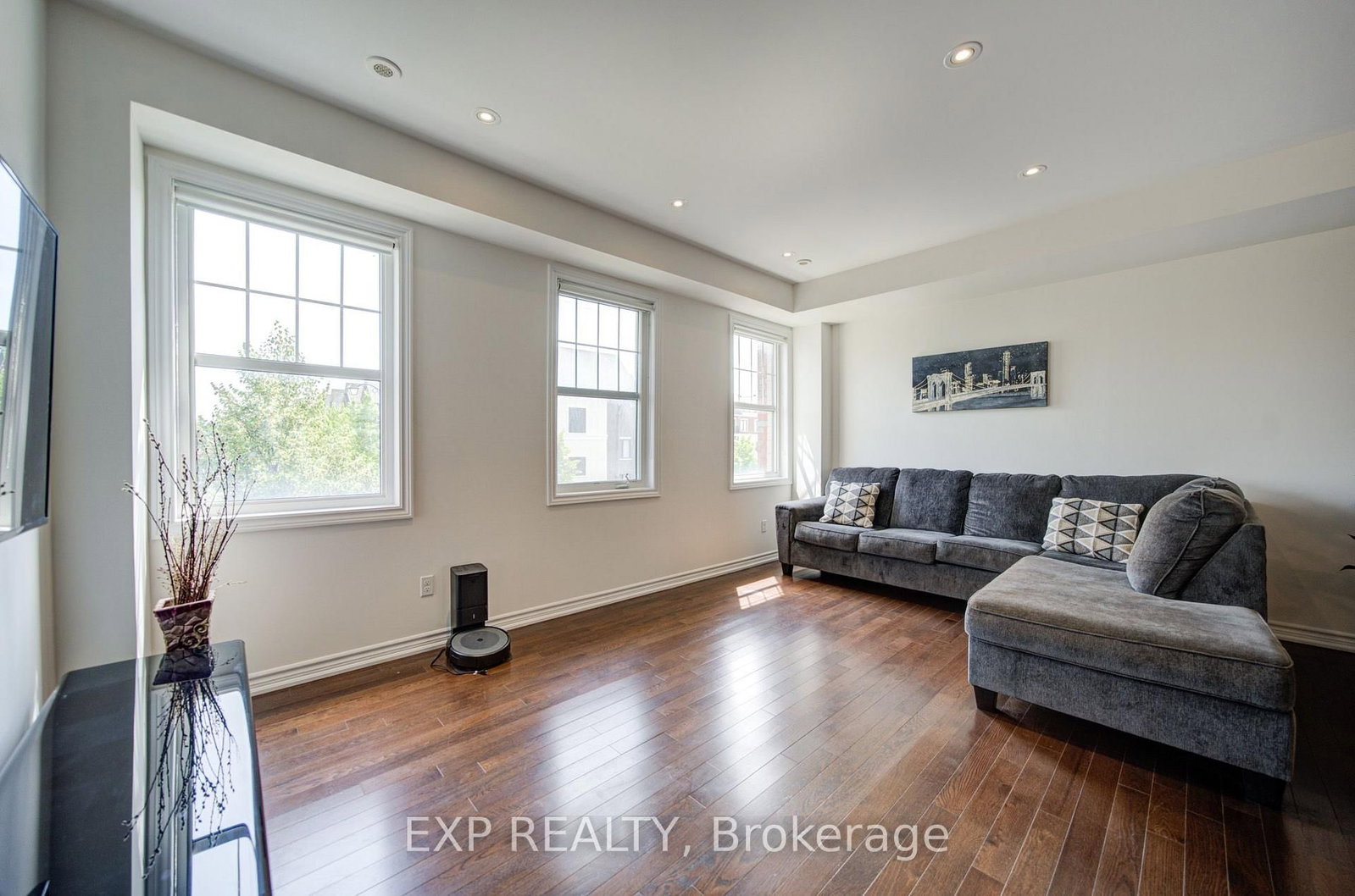 9 Milt Storey Lane • Whitchurch-Stouffville, ON photo 18