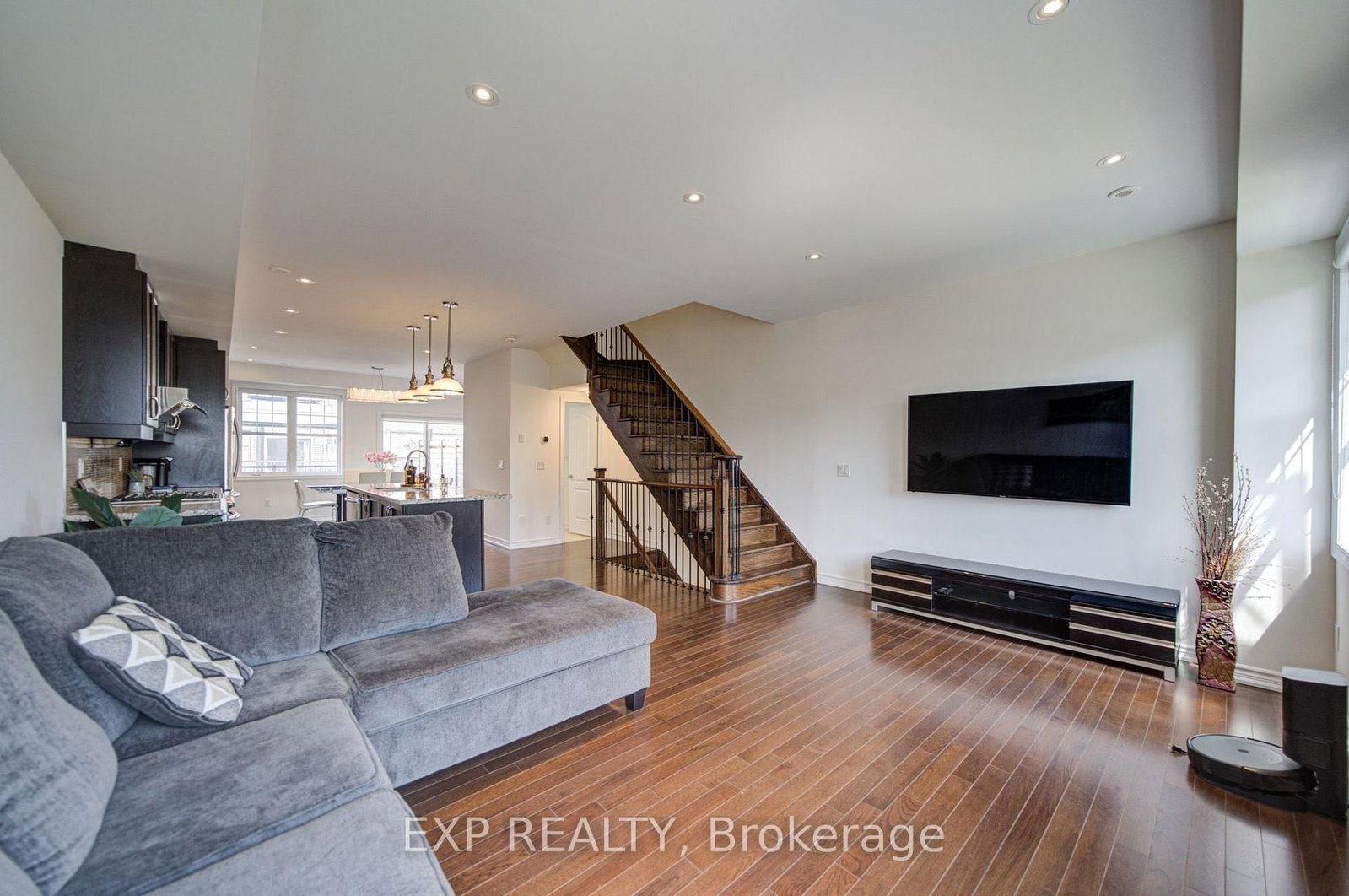 9 Milt Storey Lane • Whitchurch-Stouffville, ON photo 20