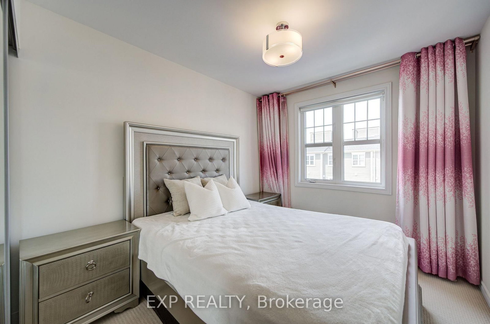 9 Milt Storey Lane • Whitchurch-Stouffville, ON photo 36