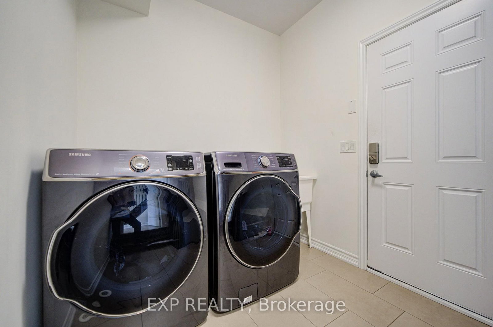 9 Milt Storey Lane • Whitchurch-Stouffville, ON photo 39