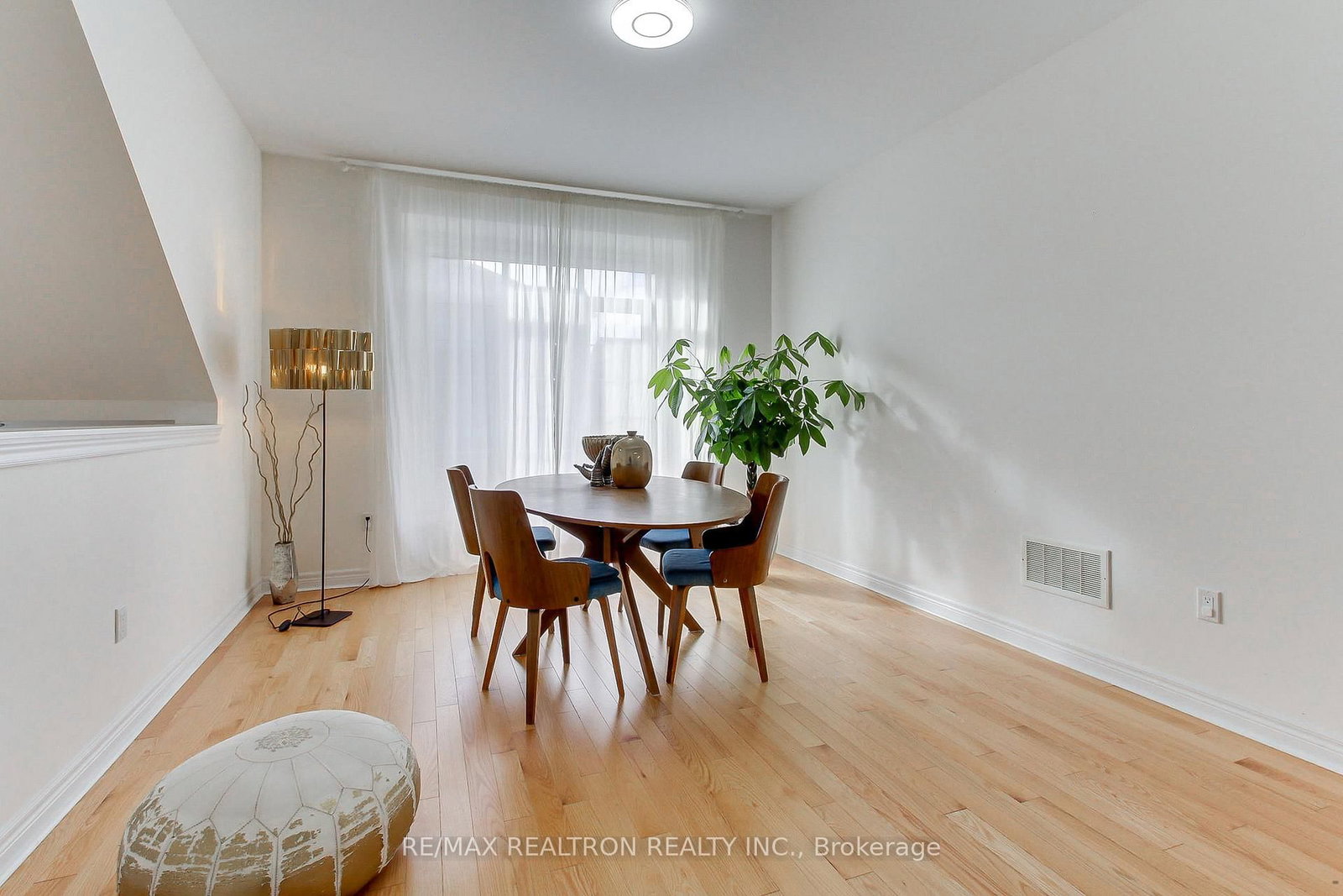 2236 Lozenby Street • Innisfil, ON photo 9