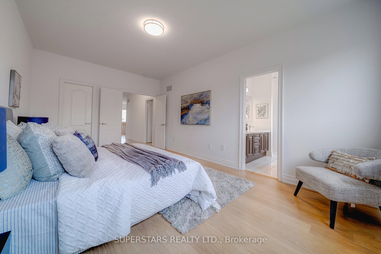 6 Temple Avenue • East Gwillimbury, ON photo 17