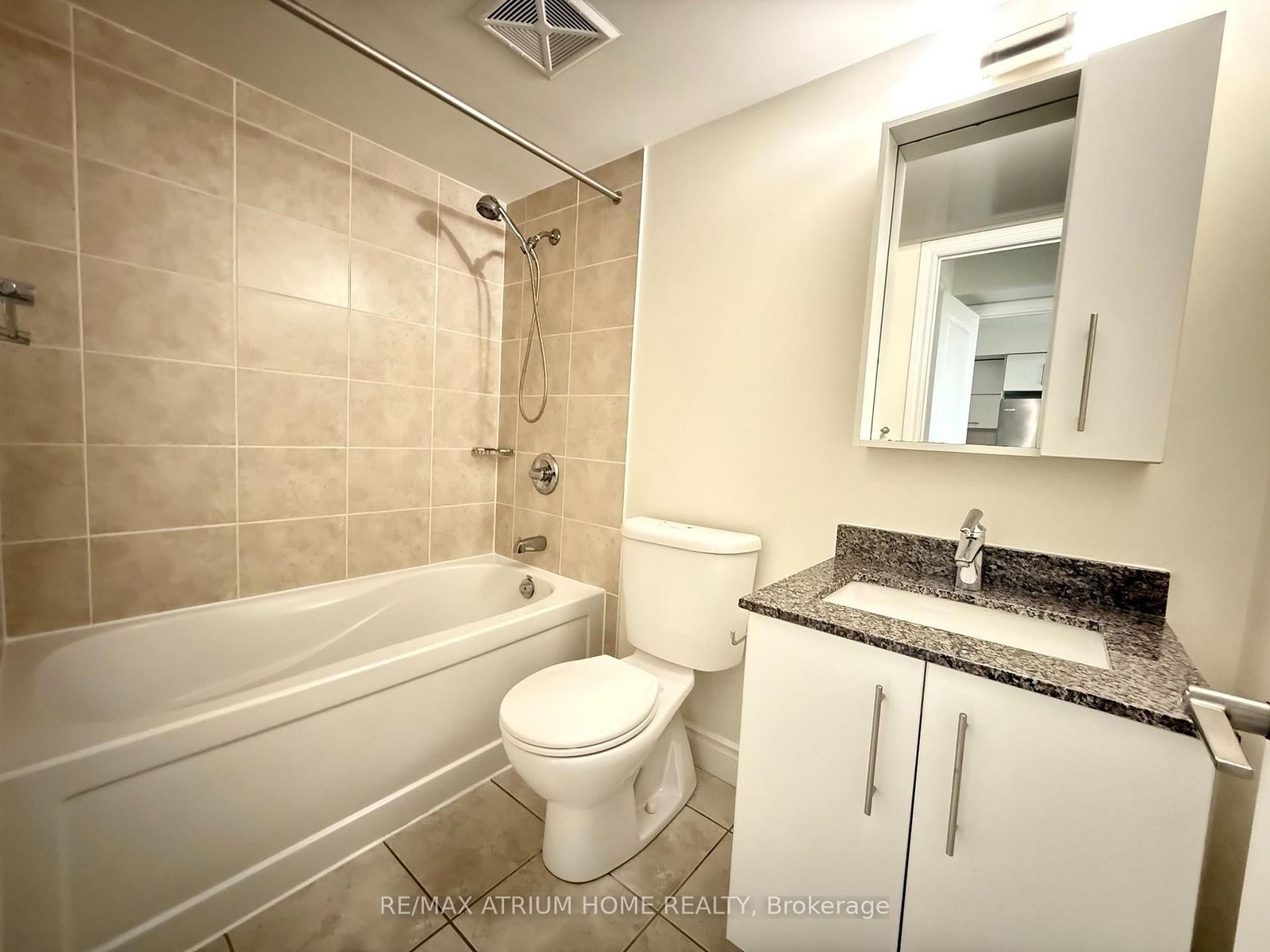 233 South Park Road • #L3T 0B4 • Markham, ON photo 11